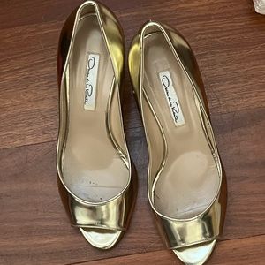 Liquid gold heels 1/2 inch match with party dresses